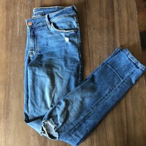 distressed skinny jeans!